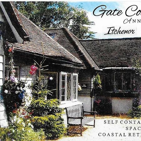 The Gate Cottage Itchenor Экстерьер фото
